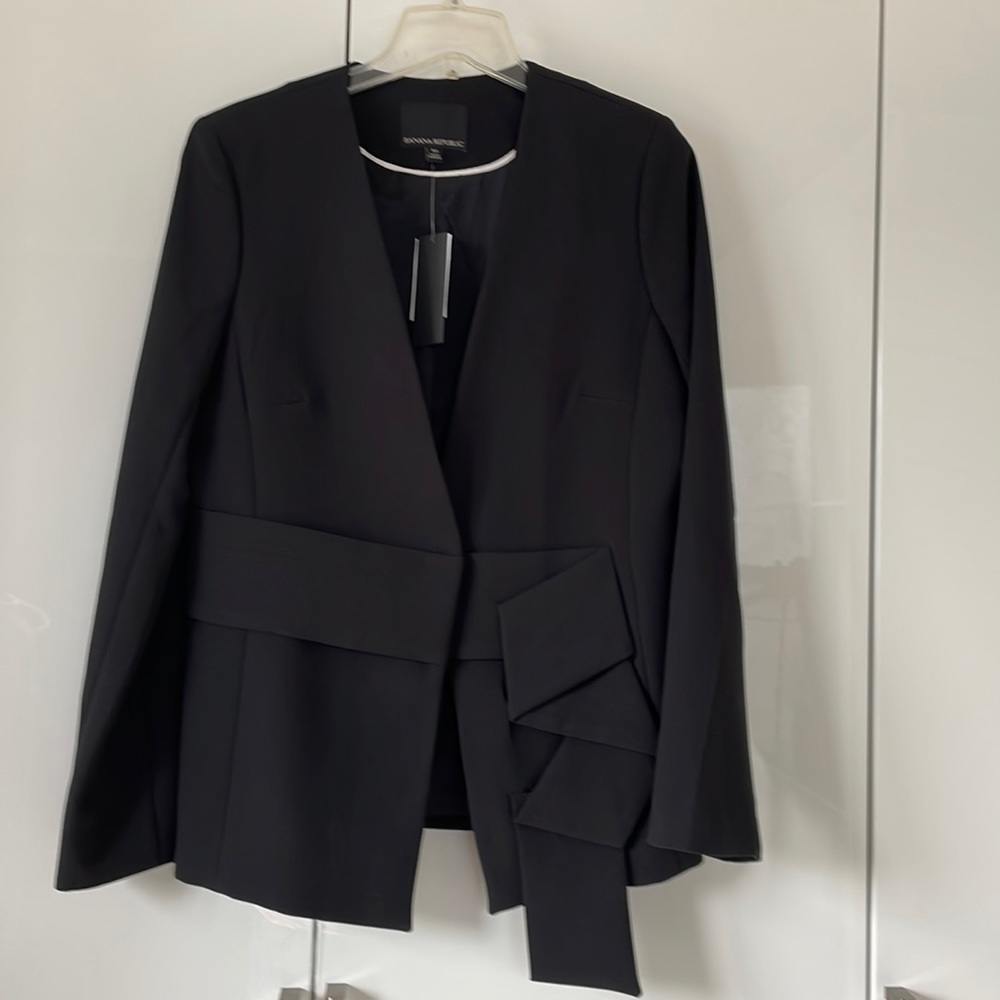 BANANA REPUBLIC Suit Jacket Color-Black Size-10 NWT